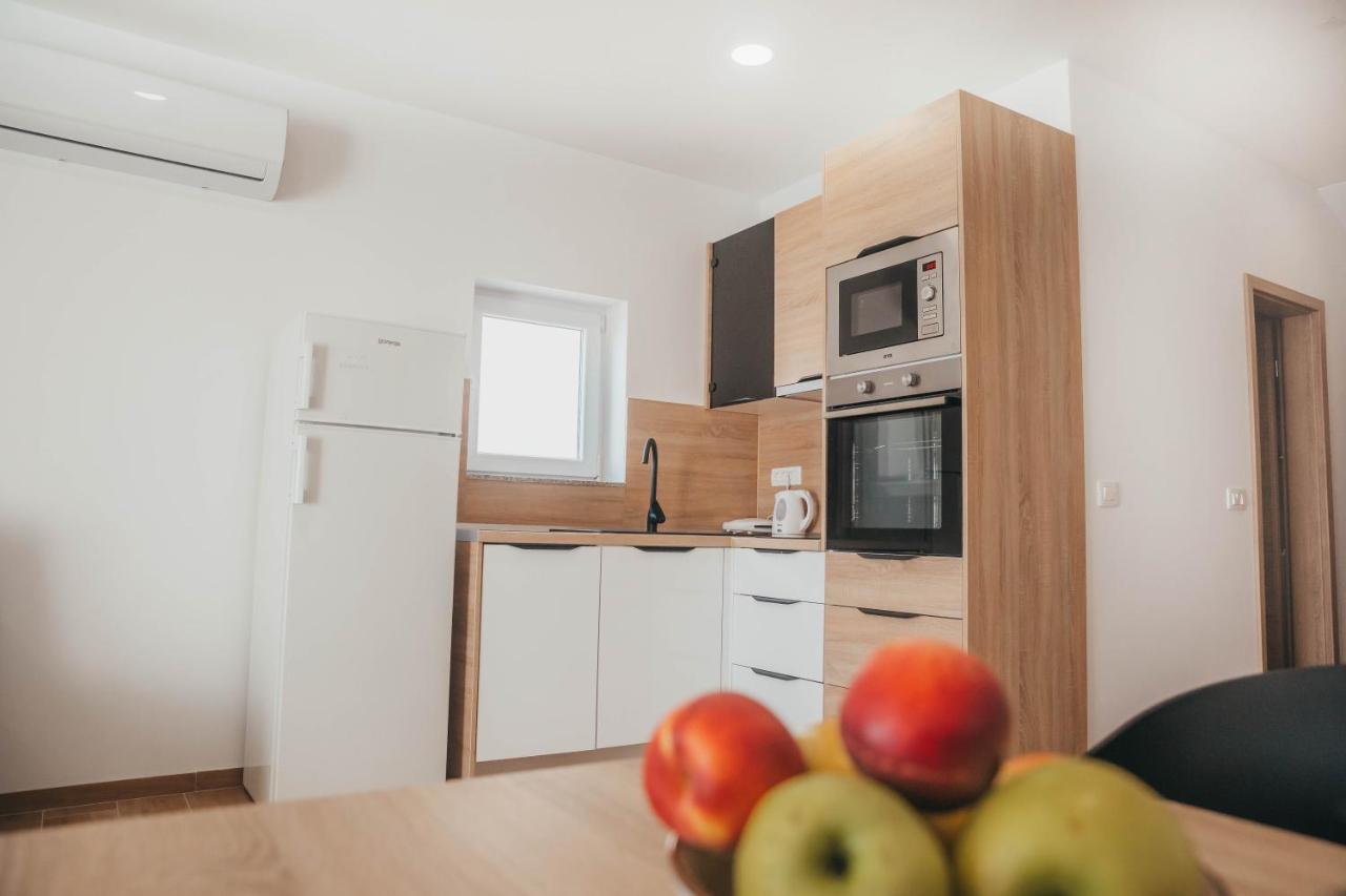Apartments Nina ブリスト エクステリア 写真